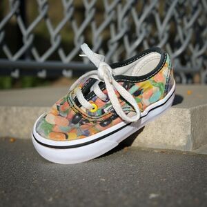 Baby Vans VOTW Canvas Jellybean Lo Sneakers Size 6
